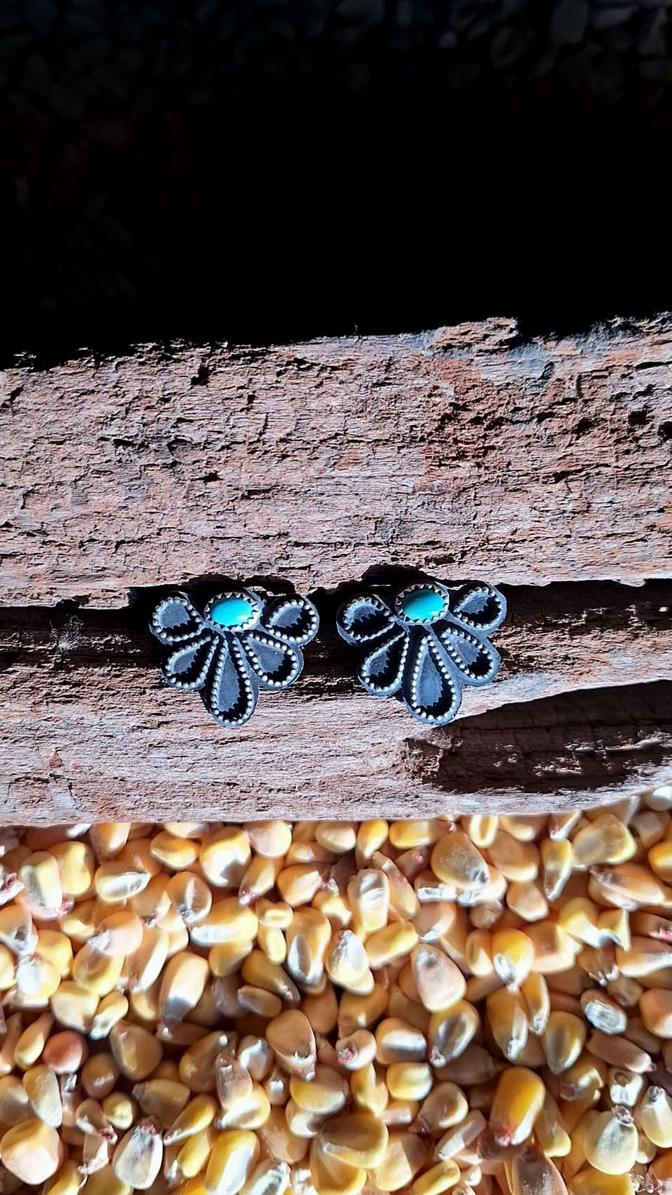 The Loretta Studs